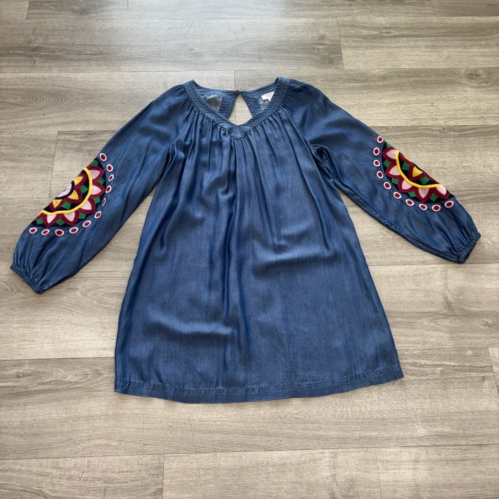 Crown & Ivy Light Blue Dress Size Small